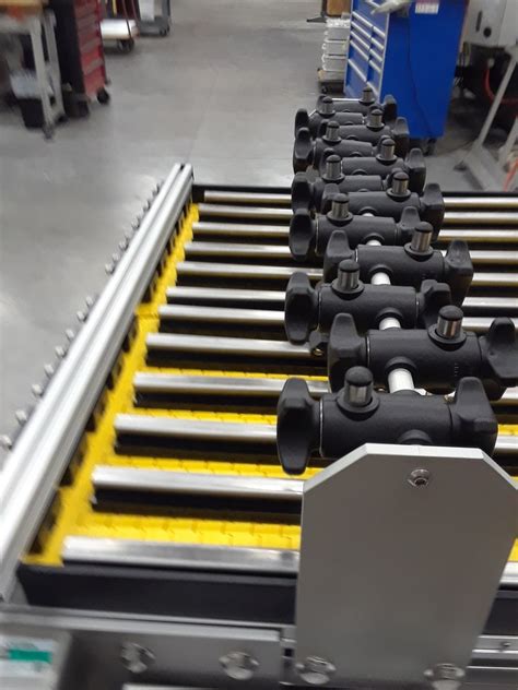 cnc with conveyor